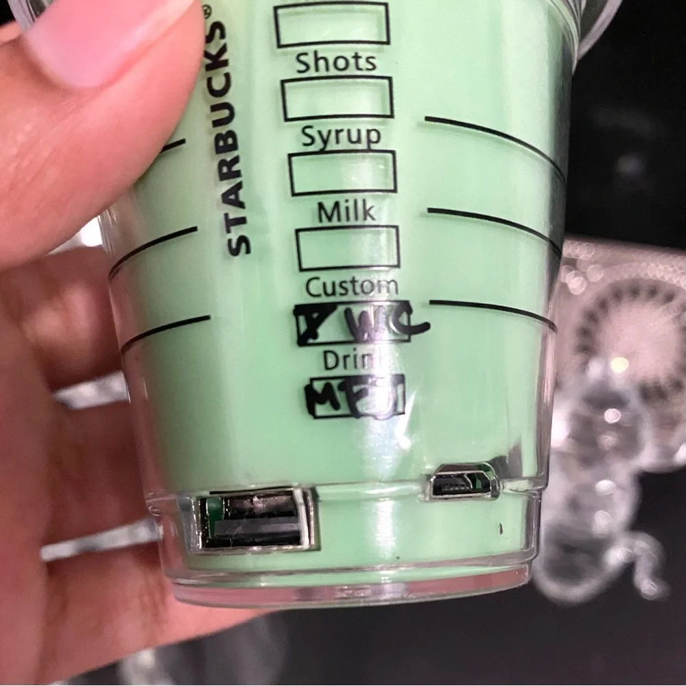 Starbucks Power Bank